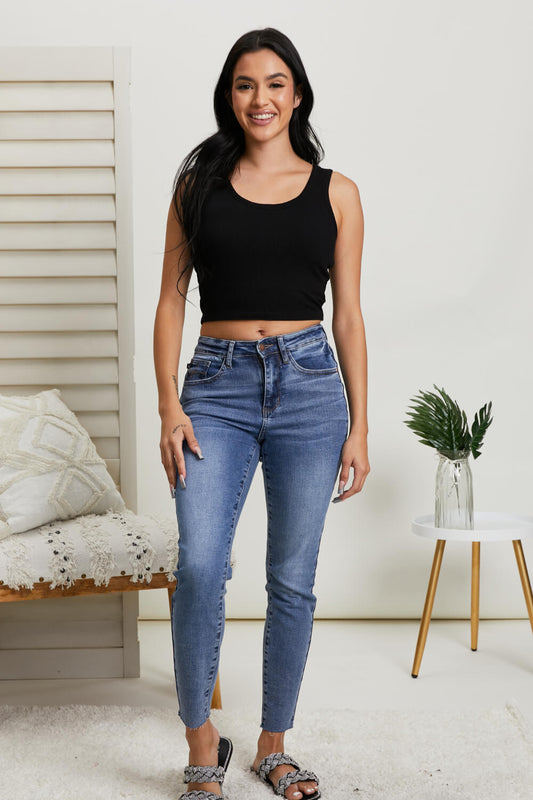 Judy Blue Gloria Embroidered Relaxed Fit Jeans