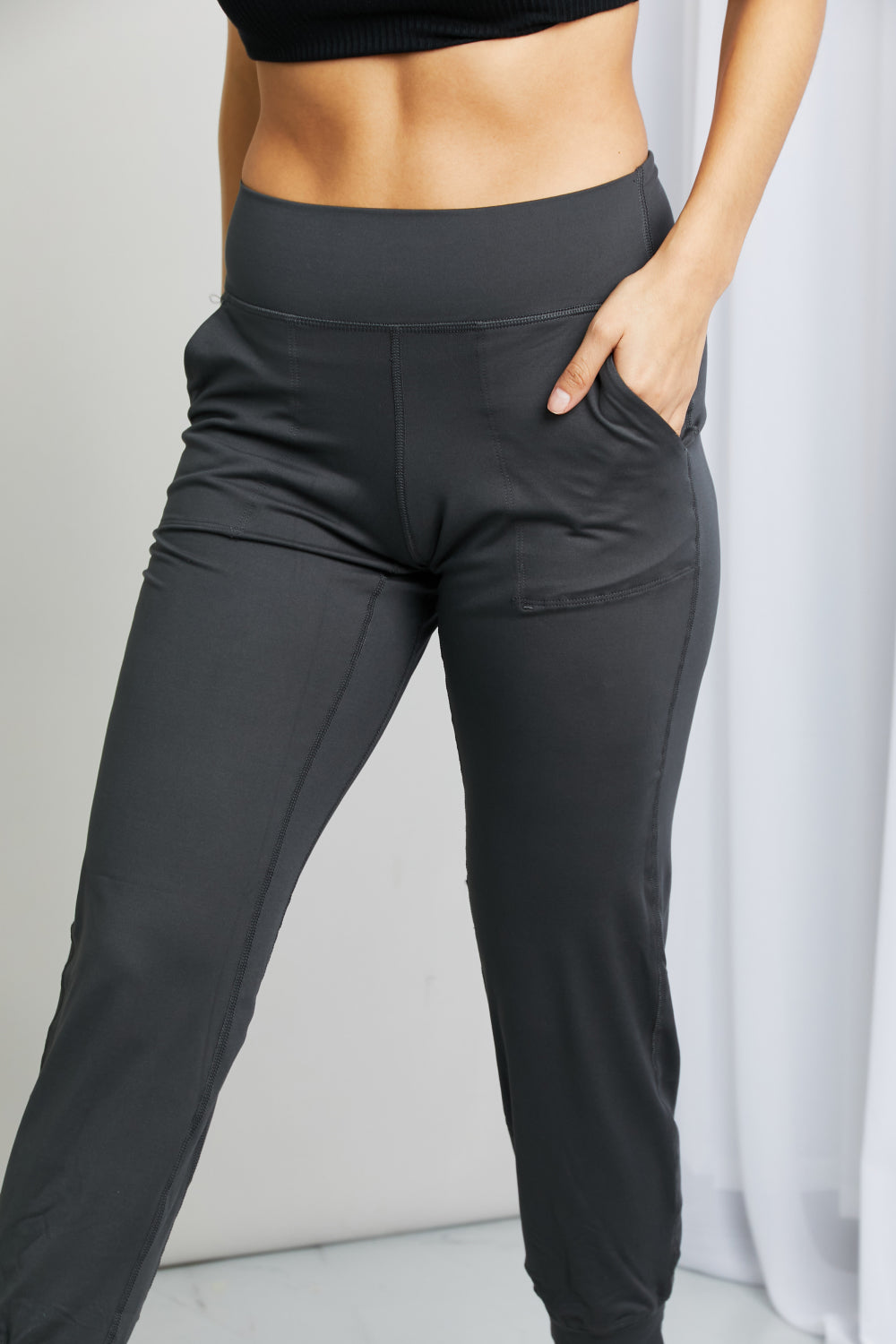 Legging Depot Cropped Joggers