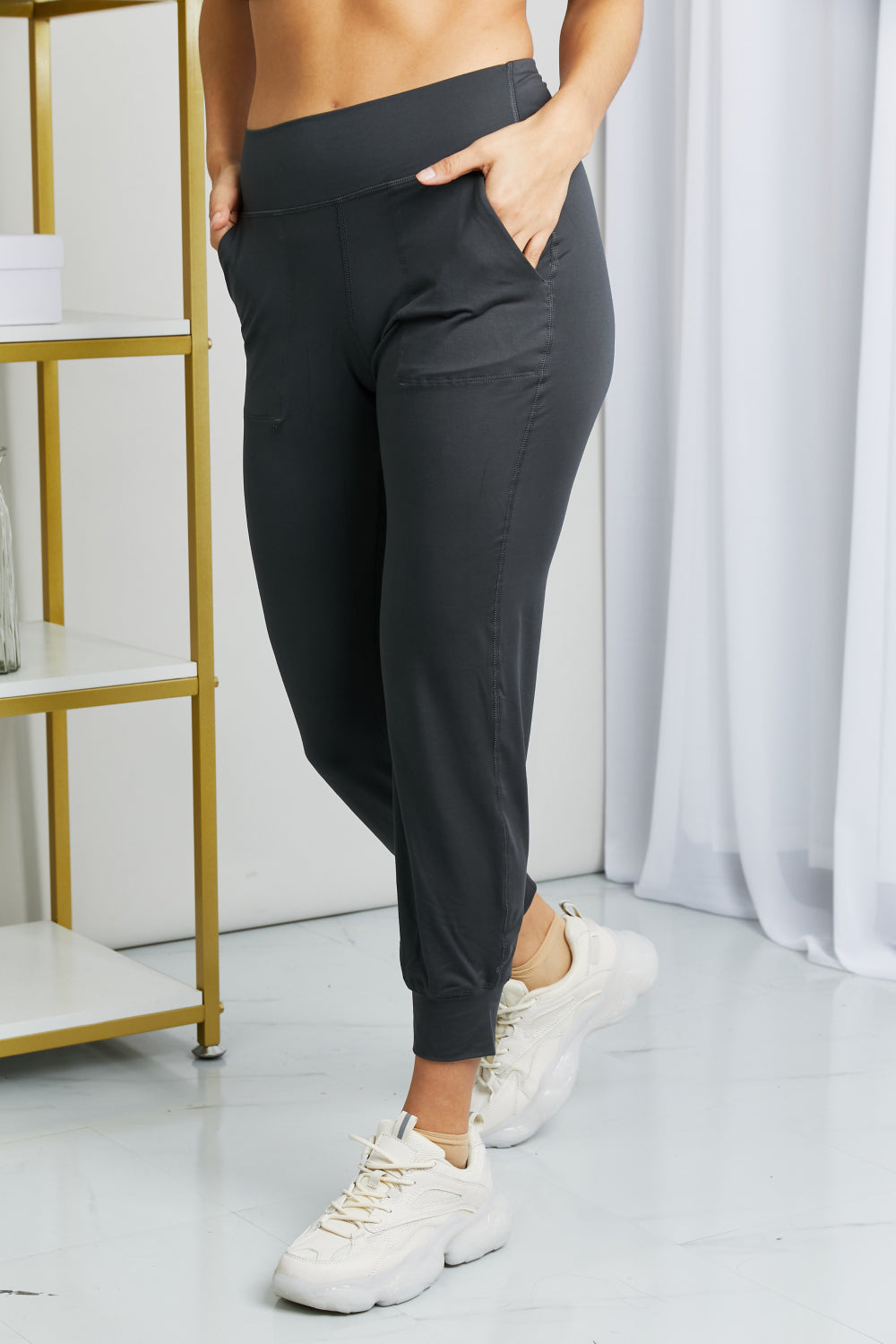 Legging Depot Cropped Joggers